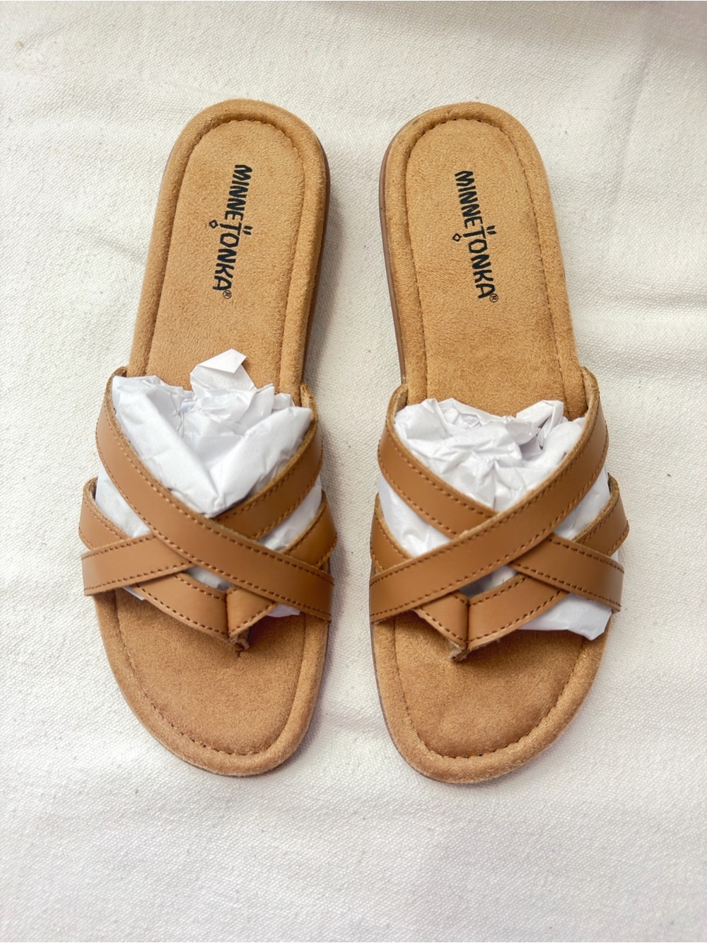 🆕 Minnetonka Women's Tan Leather Crisscross Slide Sandals SZ 9N